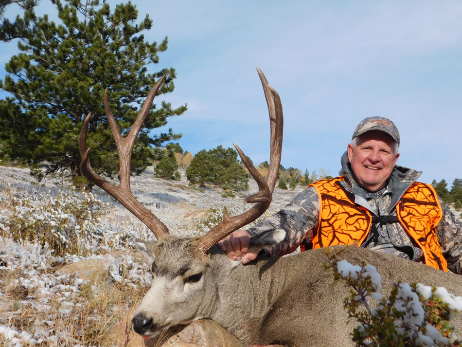 Wyoming Deer Hunting Photos - Tyler Sims Outfitting